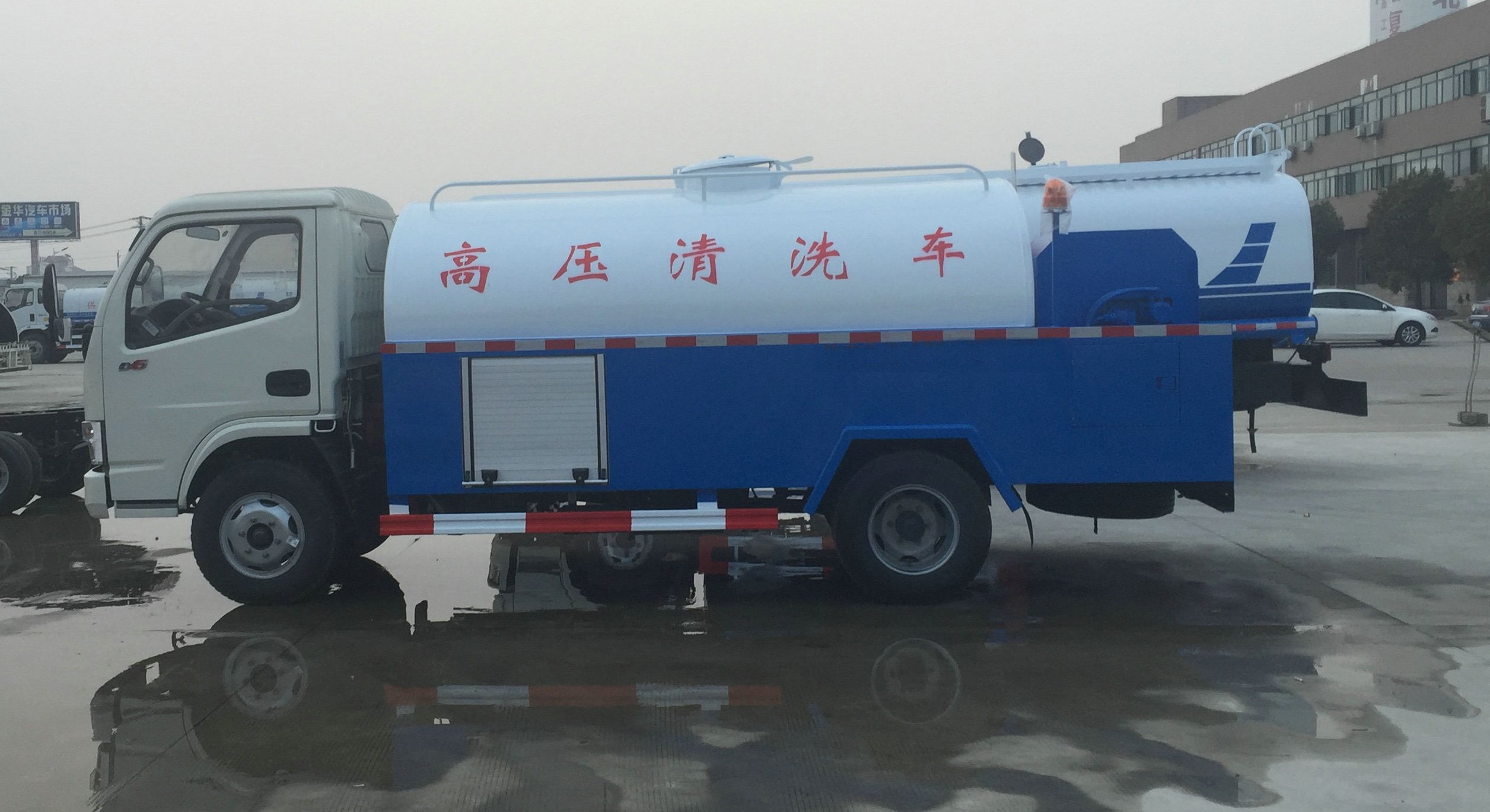 东风多利卡高压清洗车（3-5吨）